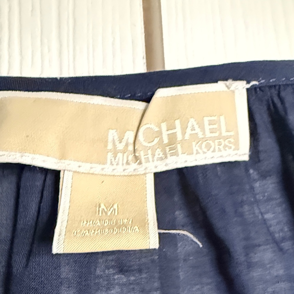 Michael Kors 100% Navy Blouse with Bell Sleeves size M - Picture 2 of 9